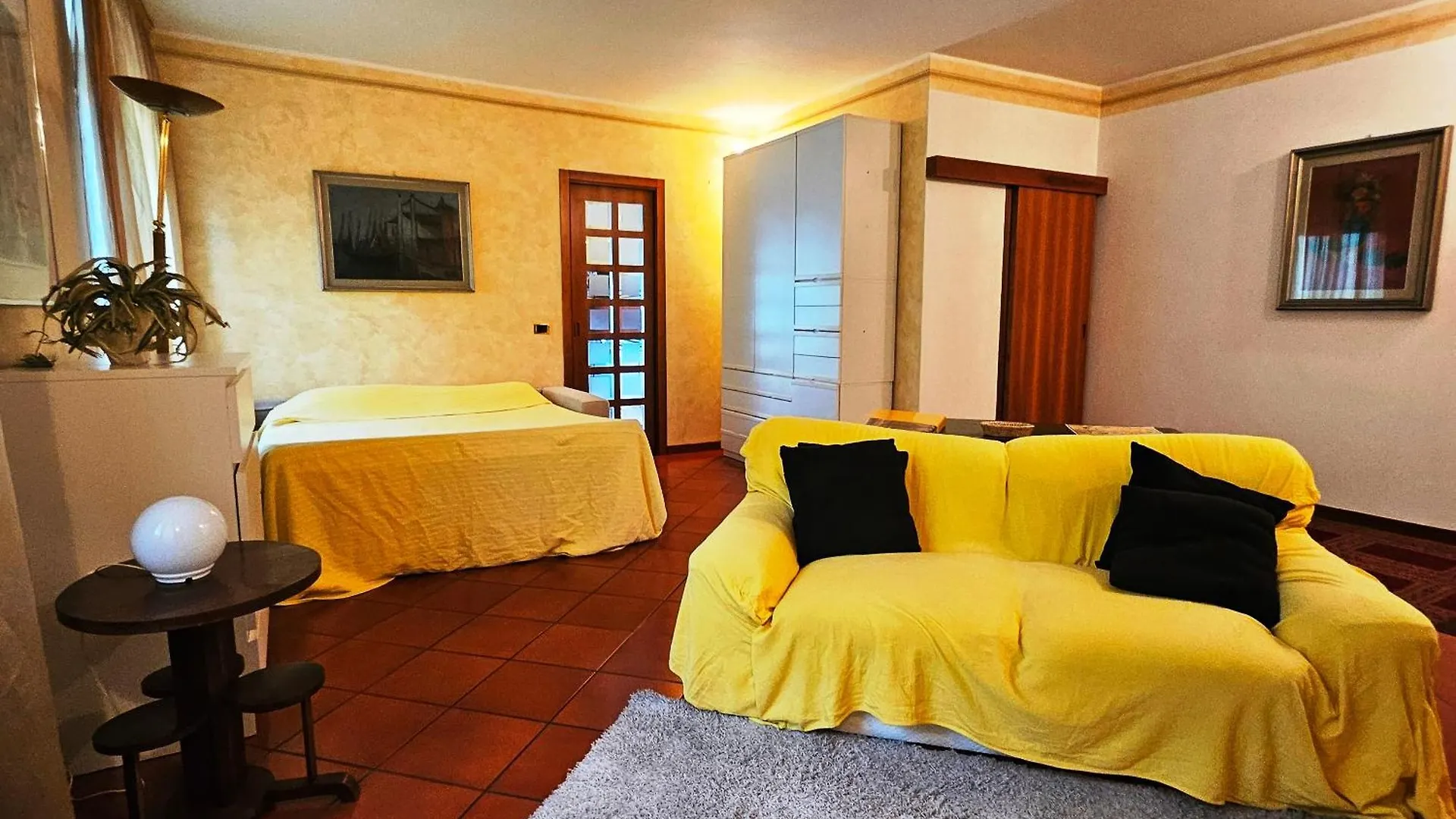 Welcome Apartment Lecco Italy